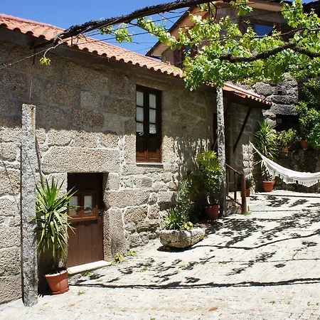 Κατάλυμα σε φάρμα Quinta Travessa *